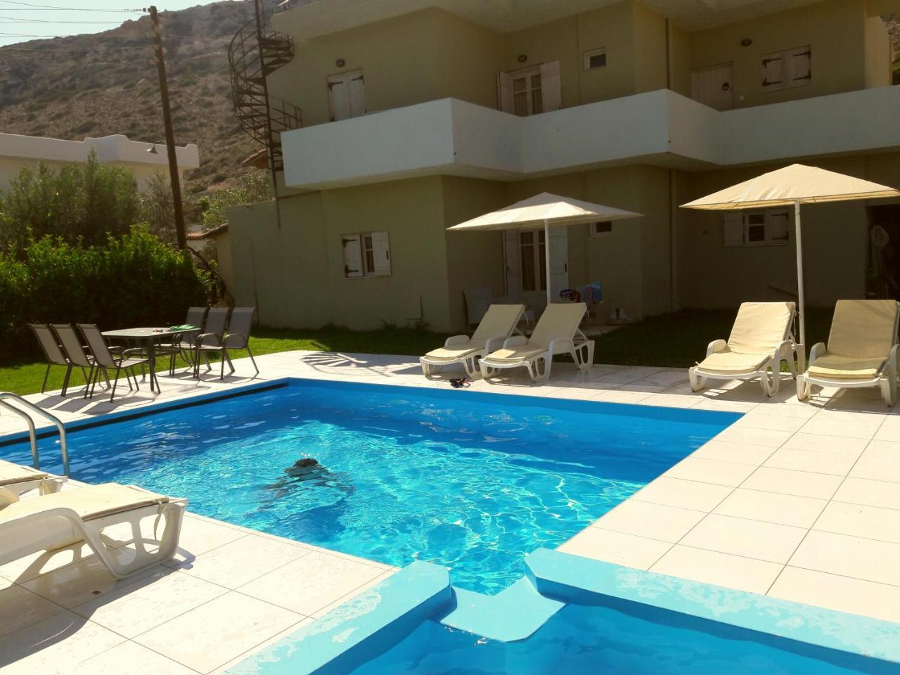 Villa Kanavos apts Matala Exterior foto